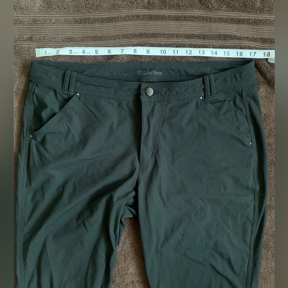 Lululemon Like New City Sleek 5 Pocket Pant Black - Size 14 - Picture 8 of 10